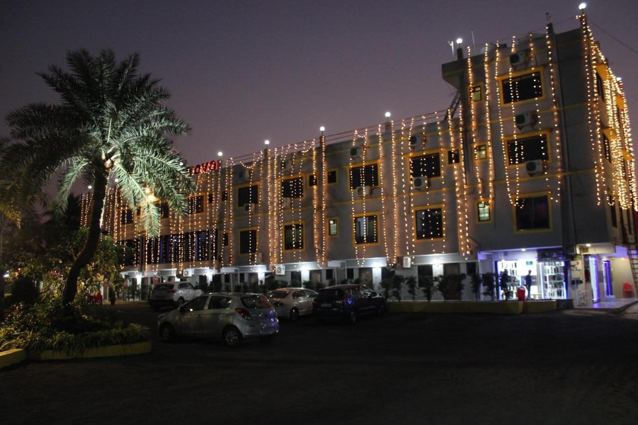 Hotel Silver Resort Daman Exterior foto