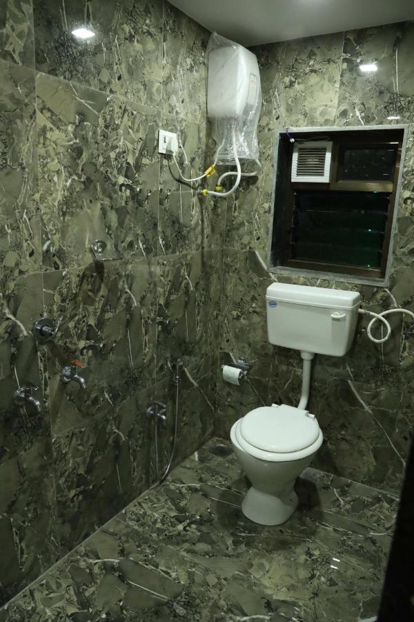 Hotel Silver Resort Daman Exterior foto