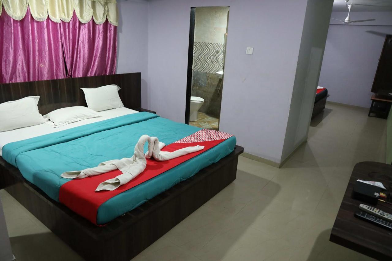 Hotel Silver Resort Daman Exterior foto